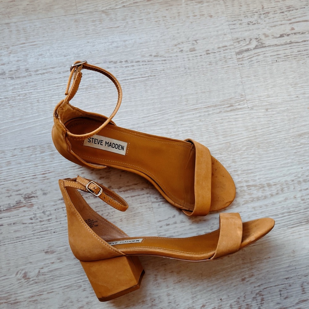 STEVE MADDEN TAN  HEEL SANDALS WITH ANKLE STRAP 🍯
